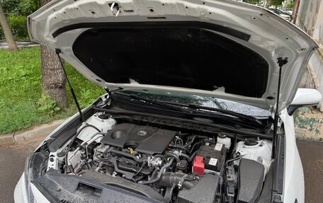 Toyota Camry, 2022 год, 2 600 000 рублей, 9 фотография