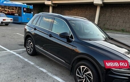 Volkswagen Tiguan II, 2018 год, 2 750 000 рублей, 6 фотография