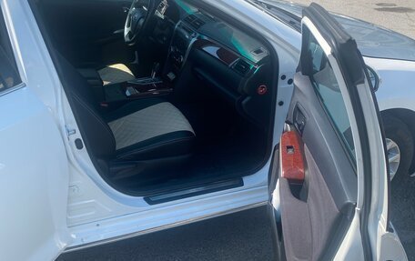 Toyota Camry, 2012 год, 1 590 000 рублей, 7 фотография