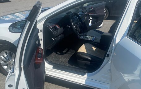 Toyota Camry, 2012 год, 1 590 000 рублей, 10 фотография