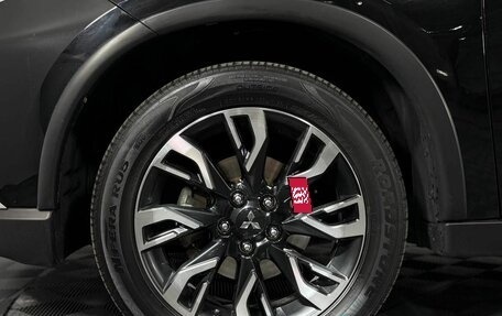 Mitsubishi Outlander III рестайлинг 3, 2021 год, 1 830 000 рублей, 25 фотография