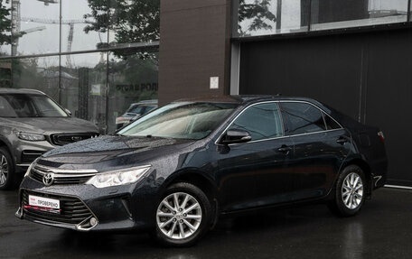 Toyota Camry, 2017 год, 2 395 000 рублей, 1 фотография