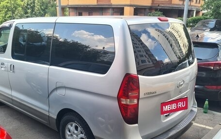 Hyundai H-1 II рестайлинг, 2008 год, 1 450 000 рублей, 8 фотография