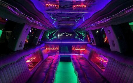 Lincoln Navigator, 2001 год, 1 100 000 рублей, 6 фотография