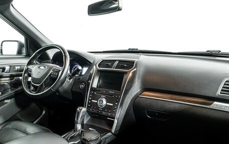 Ford Explorer VI, 2017 год, 2 599 898 рублей, 9 фотография