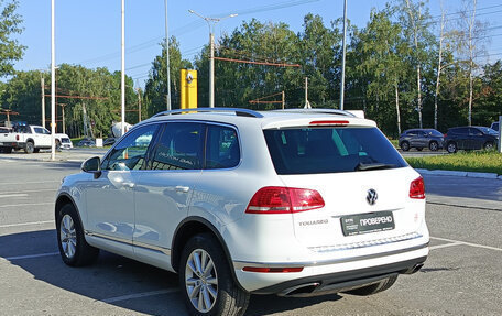 Volkswagen Touareg III, 2015 год, 2 520 000 рублей, 11 фотография