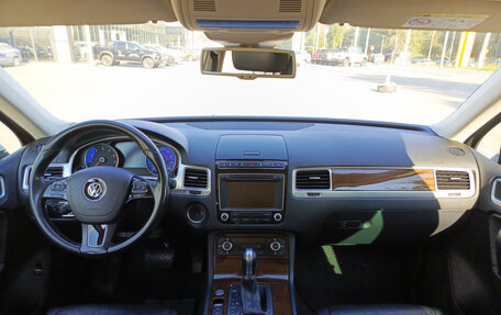 Volkswagen Touareg III, 2015 год, 2 520 000 рублей, 18 фотография