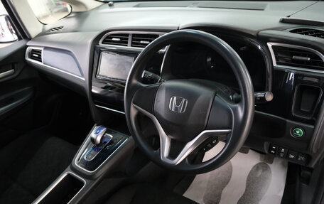 Honda Shuttle II, 2017 год, 1 289 000 рублей, 10 фотография