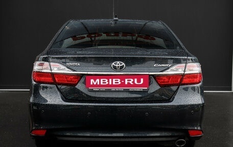 Toyota Camry, 2017 год, 2 395 000 рублей, 6 фотография