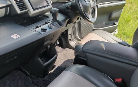 Honda Freed I, 2011 год, 850 000 рублей, 26 фотография