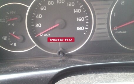 Toyota Land Cruiser 100 рестайлинг 2, 2004 год, 2 500 000 рублей, 8 фотография