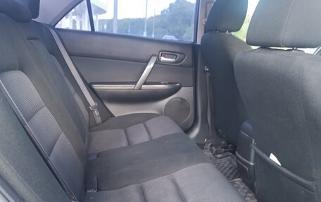 Mazda 6, 2005 год, 550 000 рублей, 5 фотография