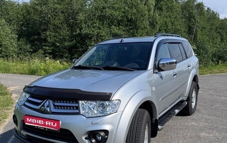 Mitsubishi Pajero Sport II рестайлинг, 2015 год, 2 999 999 рублей, 1 фотография