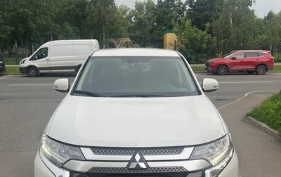 Mitsubishi Outlander III рестайлинг 3, 2019 год, 2 256 500 рублей, 1 фотография