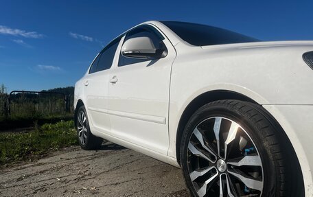 Skoda Octavia, 2011 год, 850 000 рублей, 3 фотография