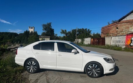 Skoda Octavia, 2011 год, 850 000 рублей, 2 фотография