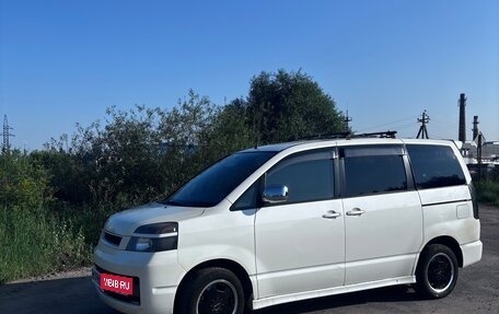 Toyota Voxy II, 2002 год, 840 000 рублей, 2 фотография