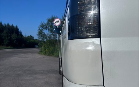 Toyota Voxy II, 2002 год, 840 000 рублей, 19 фотография