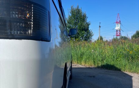 Toyota Voxy II, 2002 год, 840 000 рублей, 18 фотография