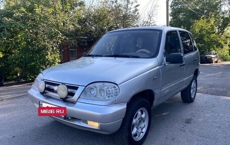 Chevrolet Niva I рестайлинг, 2004 год, 290 000 рублей, 3 фотография