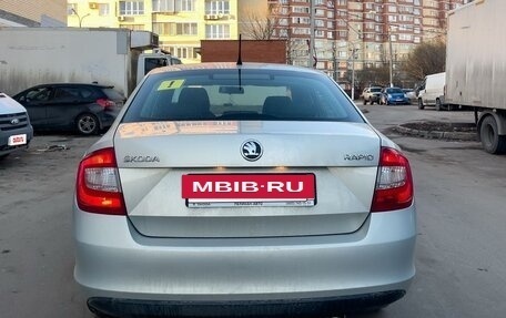 Skoda Rapid I, 2014 год, 800 000 рублей, 6 фотография