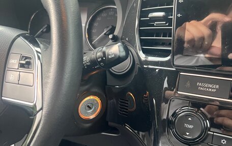 Mitsubishi Outlander III рестайлинг 3, 2019 год, 2 256 500 рублей, 9 фотография