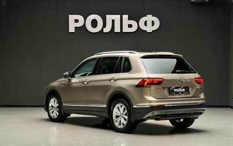 Volkswagen Tiguan II, 2018 год, 2 600 020 рублей, 6 фотография