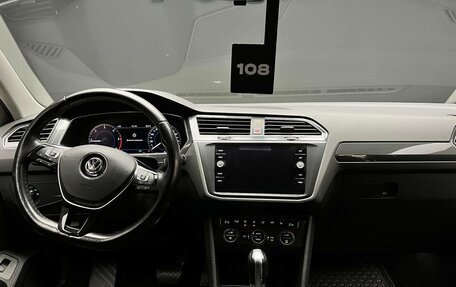 Volkswagen Tiguan II, 2018 год, 2 600 020 рублей, 12 фотография