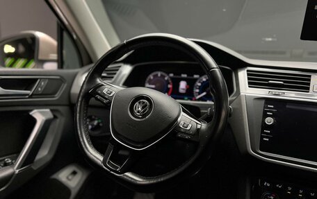 Volkswagen Tiguan II, 2018 год, 2 600 020 рублей, 13 фотография