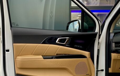 KIA Carnival, 2021 год, 3 999 000 рублей, 23 фотография