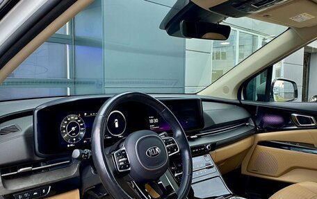 KIA Carnival, 2021 год, 3 999 000 рублей, 26 фотография