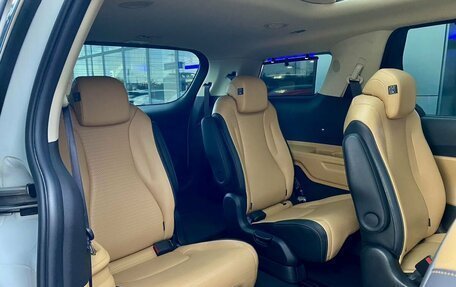 KIA Carnival, 2021 год, 3 999 000 рублей, 34 фотография