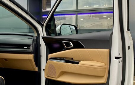 KIA Carnival, 2021 год, 3 999 000 рублей, 29 фотография