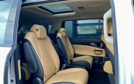 KIA Carnival, 2021 год, 3 999 000 рублей, 33 фотография