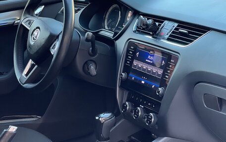 Skoda Octavia, 2017 год, 1 890 000 рублей, 8 фотография