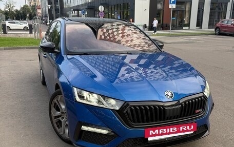 Skoda Octavia RS, 2021 год, 4 100 000 рублей, 2 фотография