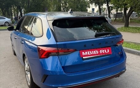 Skoda Octavia RS, 2021 год, 4 100 000 рублей, 3 фотография