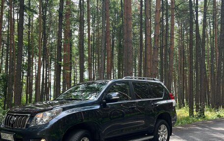 Toyota Land Cruiser Prado 150 рестайлинг 2, 2012 год, 2 549 900 рублей, 3 фотография