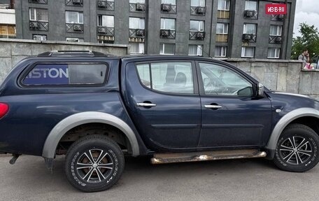 Mitsubishi L200 IV рестайлинг, 2012 год, 1 500 000 рублей, 2 фотография