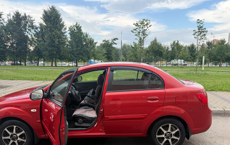KIA Rio II, 2010 год, 600 000 рублей, 10 фотография