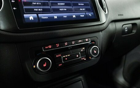 Volkswagen Tiguan I, 2012 год, 715 898 рублей, 17 фотография