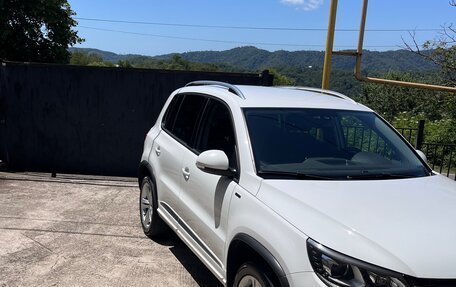 Volkswagen Tiguan I, 2016 год, 2 000 000 рублей, 20 фотография