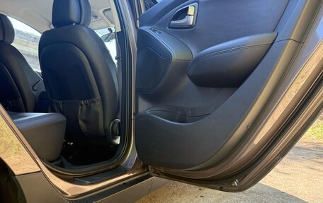 Hyundai ix35 I рестайлинг, 2012 год, 1 300 000 рублей, 17 фотография