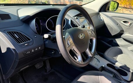 Hyundai ix35 I рестайлинг, 2012 год, 1 300 000 рублей, 16 фотография