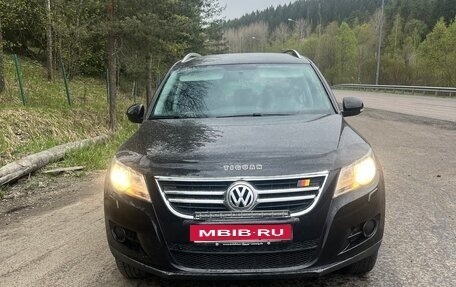 Volkswagen Tiguan I, 2009 год, 900 000 рублей, 1 фотография