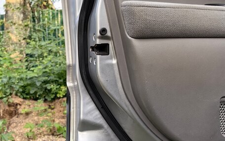 Subaru Forester, 2002 год, 350 000 рублей, 9 фотография