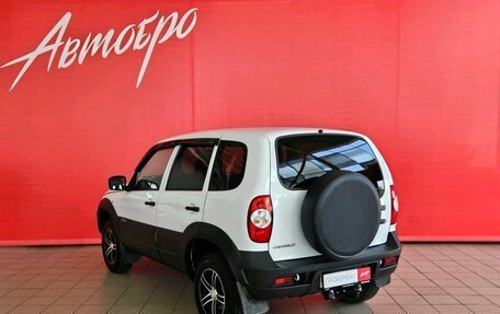 Chevrolet Niva I рестайлинг, 2017 год, 749 000 рублей, 3 фотография