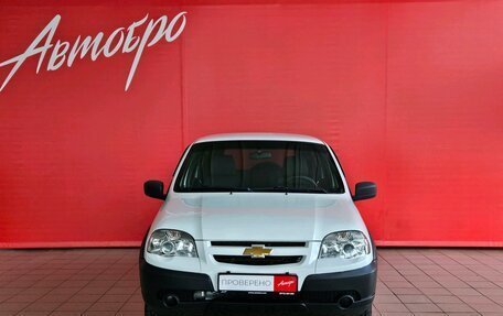 Chevrolet Niva I рестайлинг, 2017 год, 749 000 рублей, 8 фотография