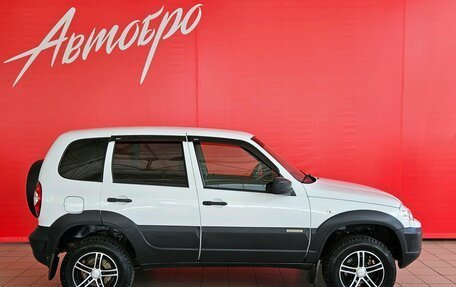 Chevrolet Niva I рестайлинг, 2017 год, 749 000 рублей, 6 фотография