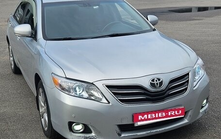 Toyota Camry, 2010 год, 950 000 рублей, 4 фотография